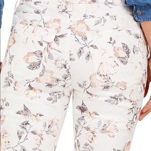 Charter Club printed Jacquard Bristol skinny Jeans